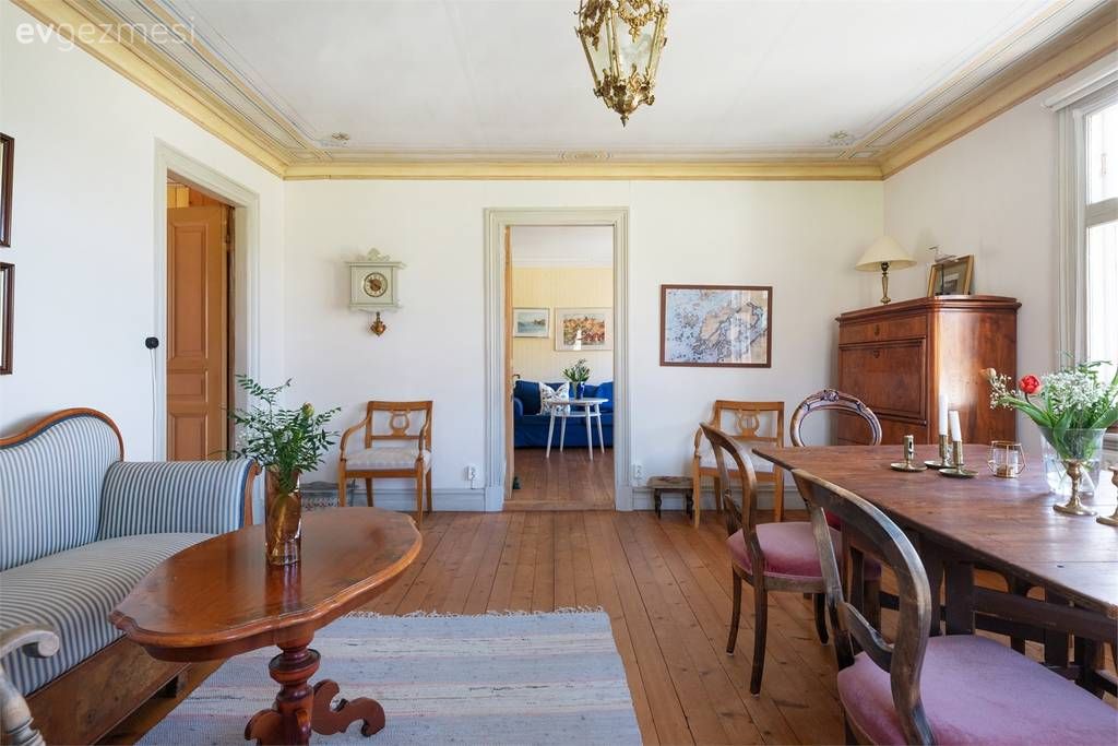 İçi ve Dışıyla Ufkunuzu Açacak 115 M2'lik İki Katlı Müstakil Ev