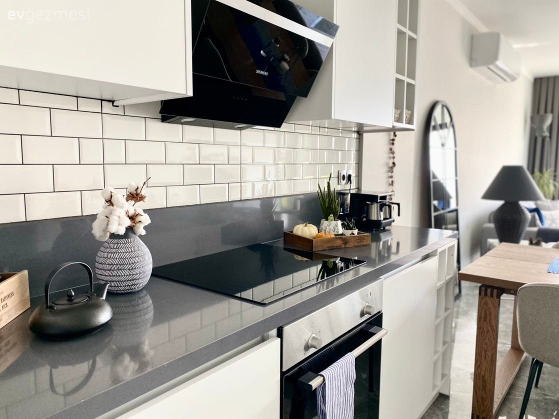 Mutfak, Siyah tezgah, Mutfak tezgahı, Metro seramik, Seramik, Mutfak aksesuarları