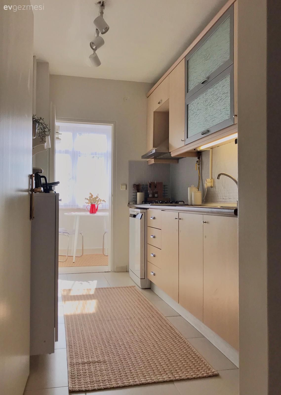 Ev Gezmesi: Dekorasyonla Profesyonel Olarak İlgilenen Yeni Gelinin Evi!