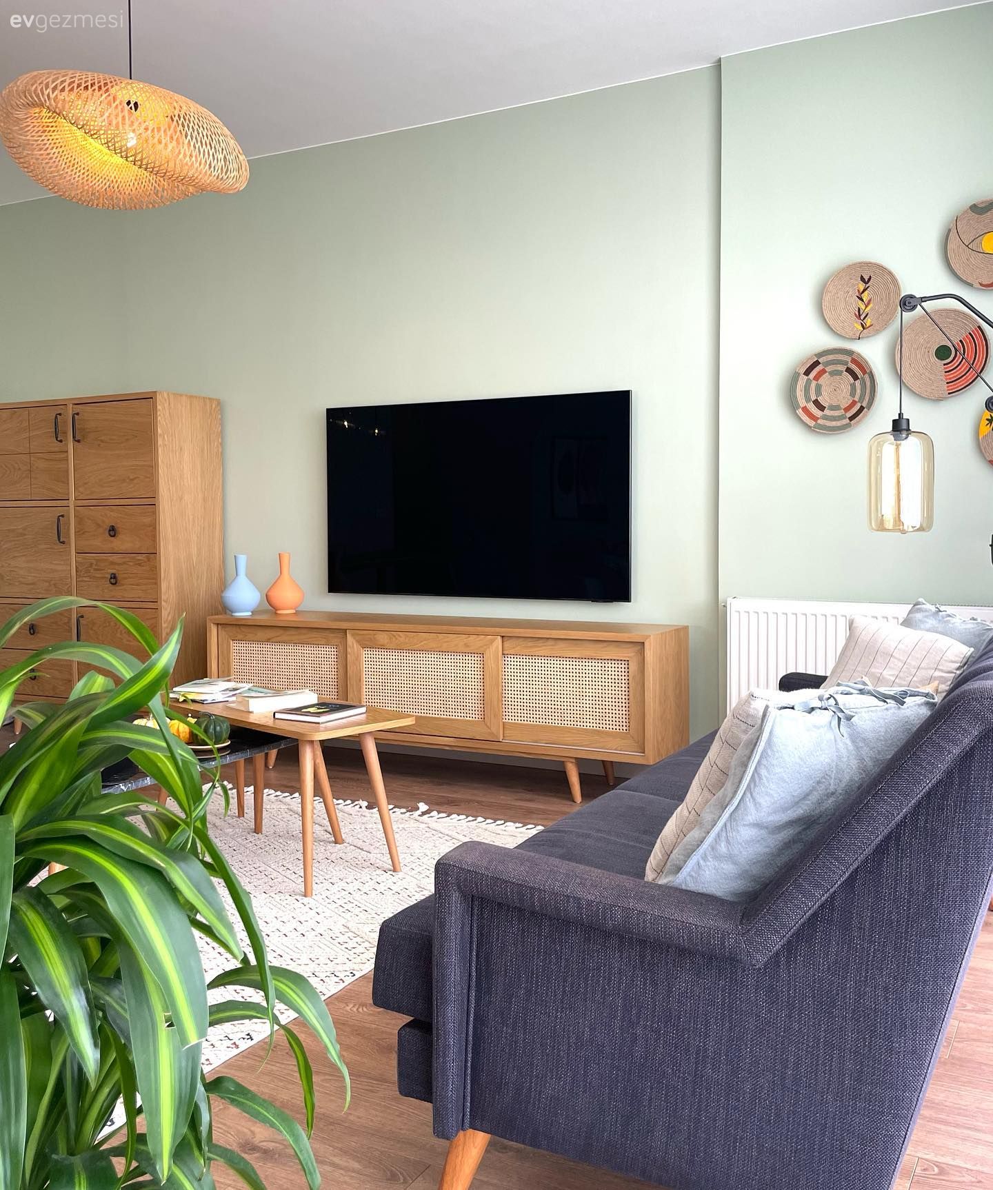 İç Mimar Elinden Çıkan Bu Daire Gösterişe Kaçmayan Şıklığı Seçmiş!