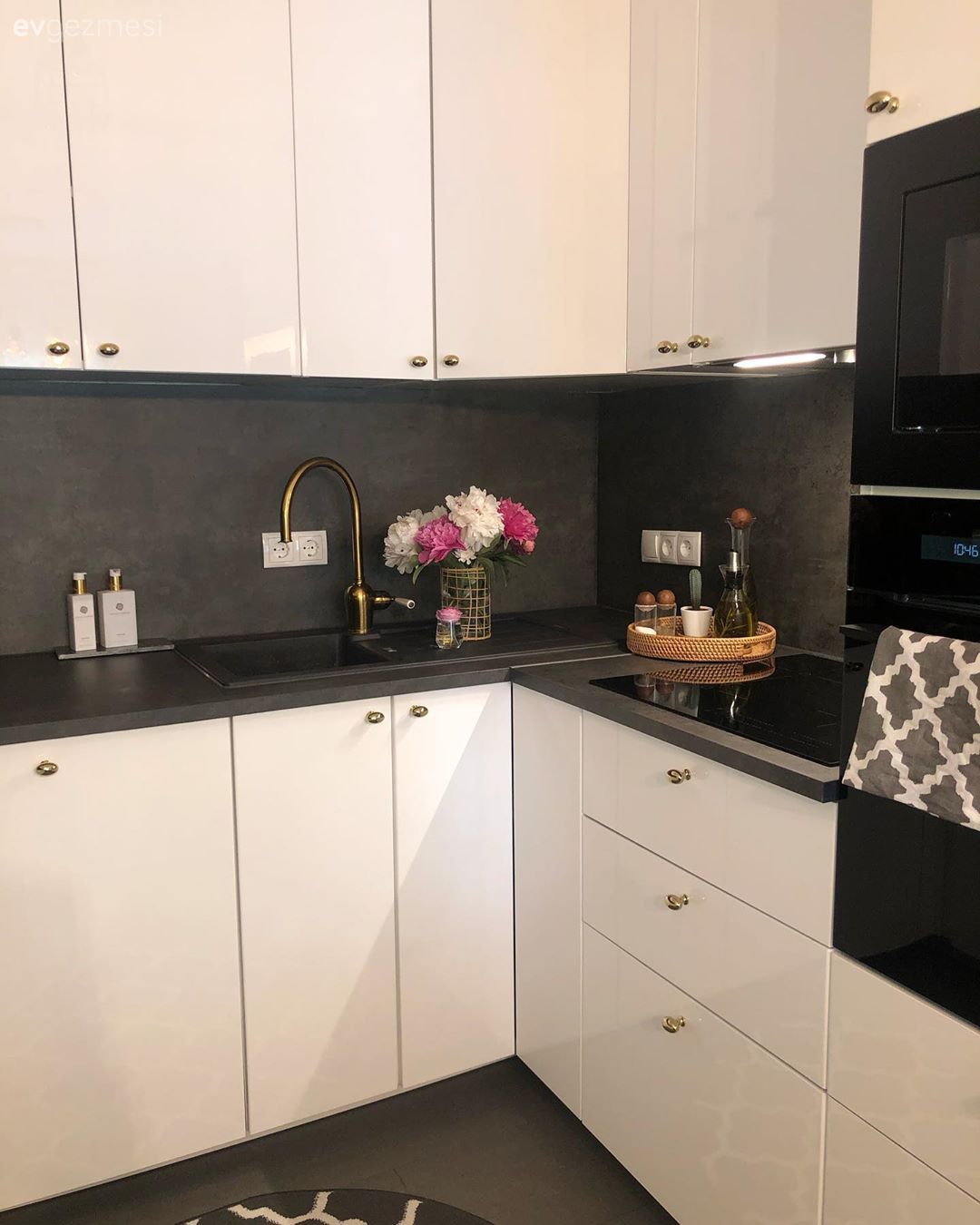 Bu Keyifli Evde Göze Çarpan Detayların Haddi Hesabı Yok