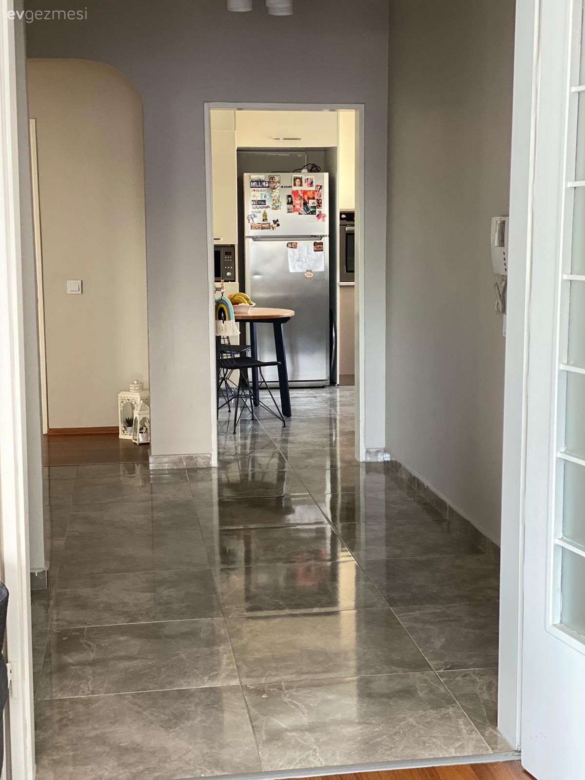 Antre, Gri, Beyaz, Zemin seramikleri