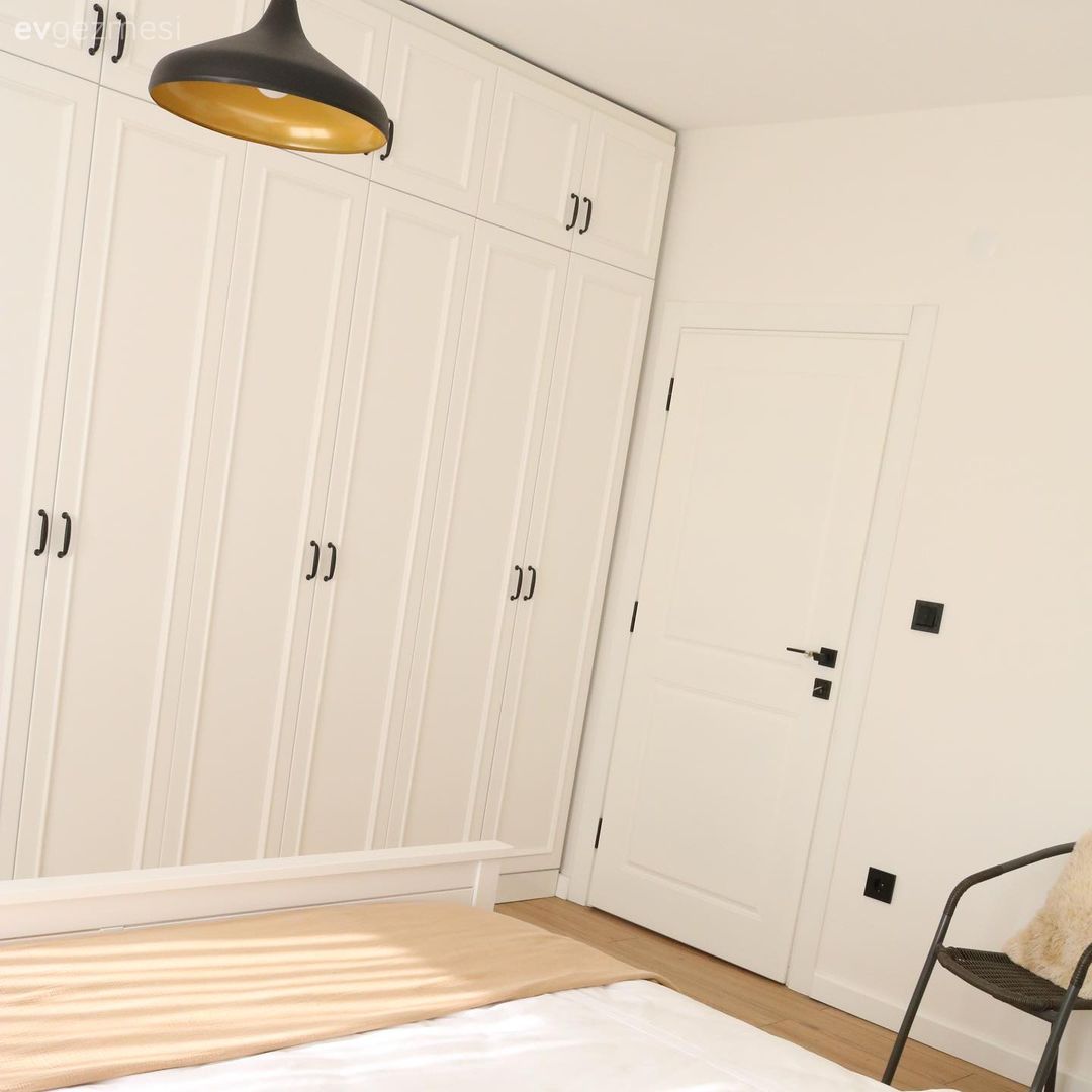 Yatak Odası, Beyaz, İskandinav, Gardrop, Siyah, Sarkıt, Aydınlatma, Jüt halı, Halı