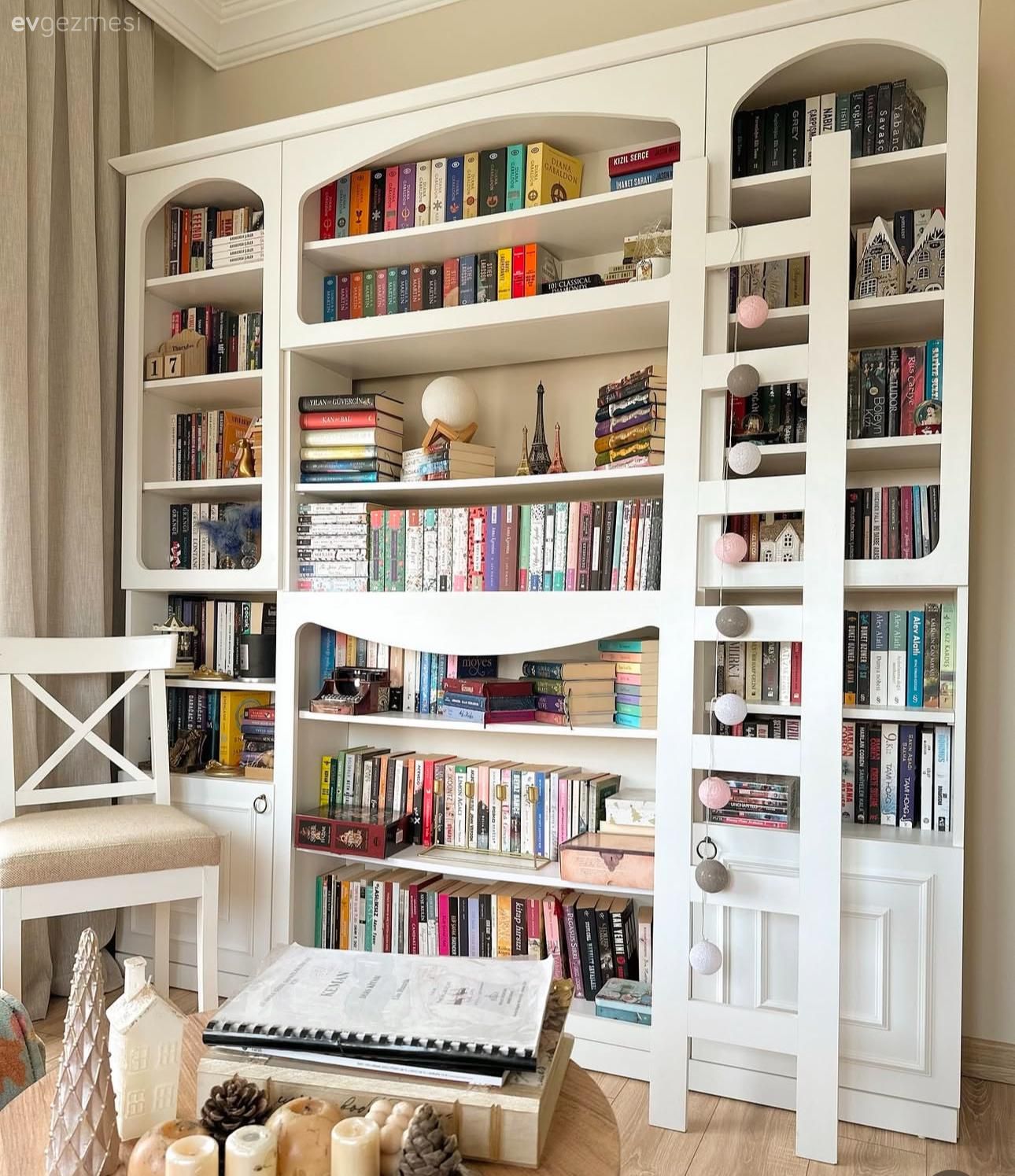 İki Katlı Bu Evin Her Köşesi Pozitif Enerji Saçıyor