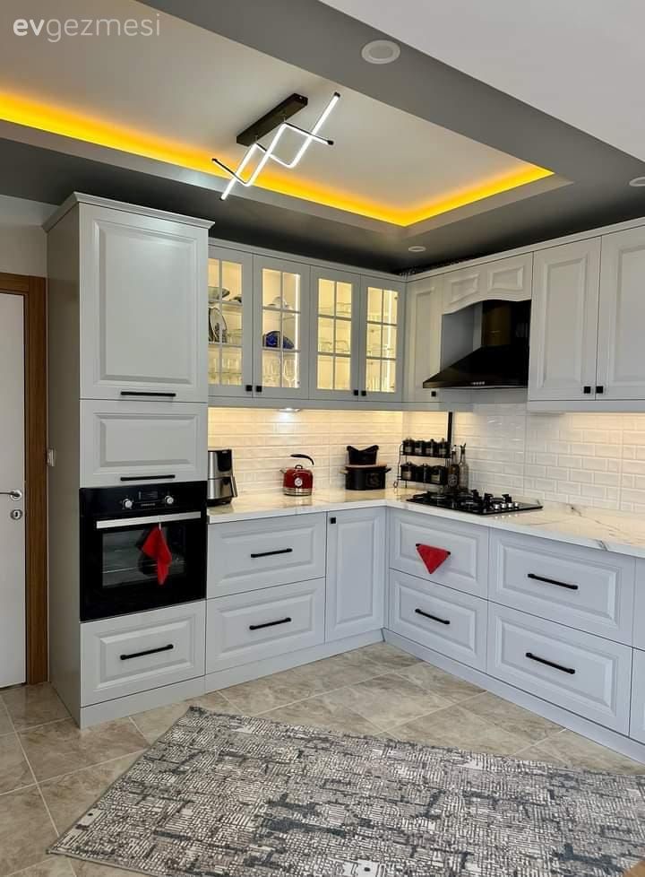 Öncesi&Sonrası: Country ve Klasik Detayları Harmanlayan Bir Mutfak!