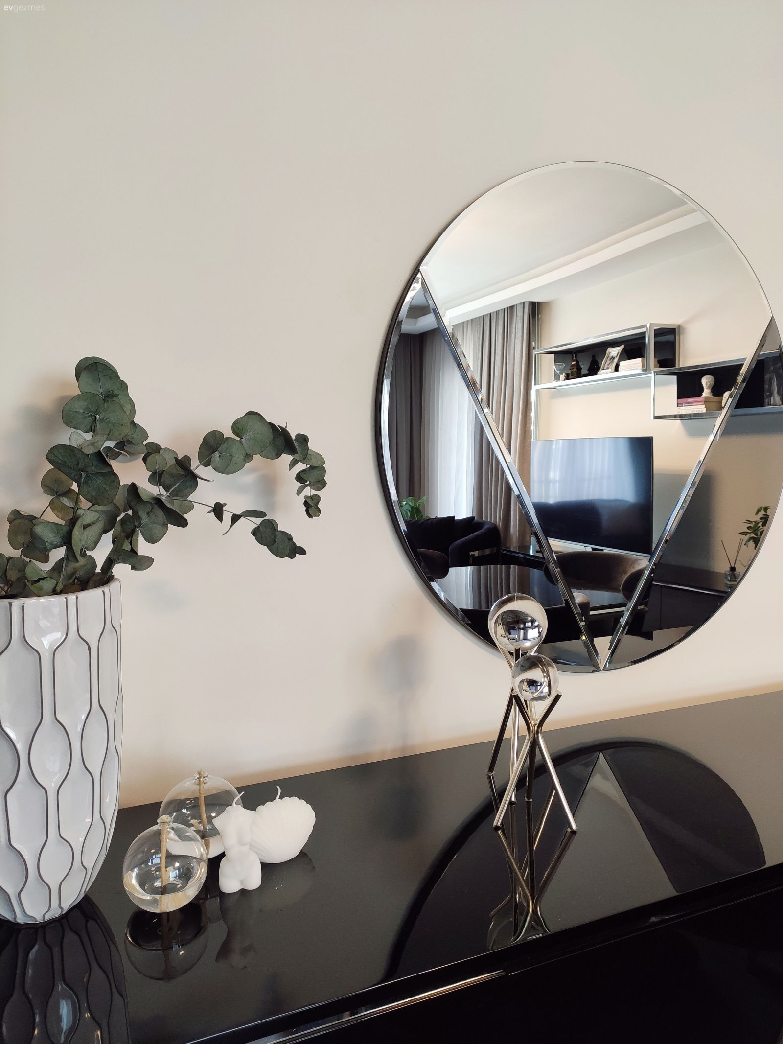 Yuvarlak ayna, Dekoratif ayna, Konsol, Vazo, Ev Aksesuar, Siyah