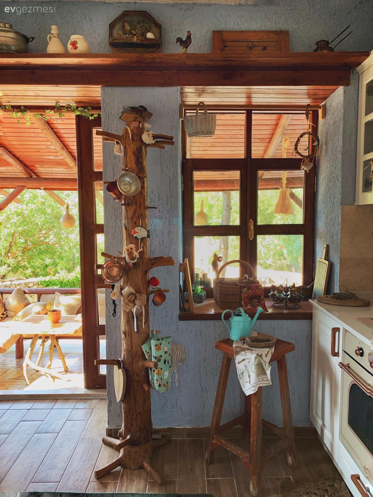 40 Yıllık Bu Taş Evde Tüm Detaylar Dantel Gibi İşlenmiş!