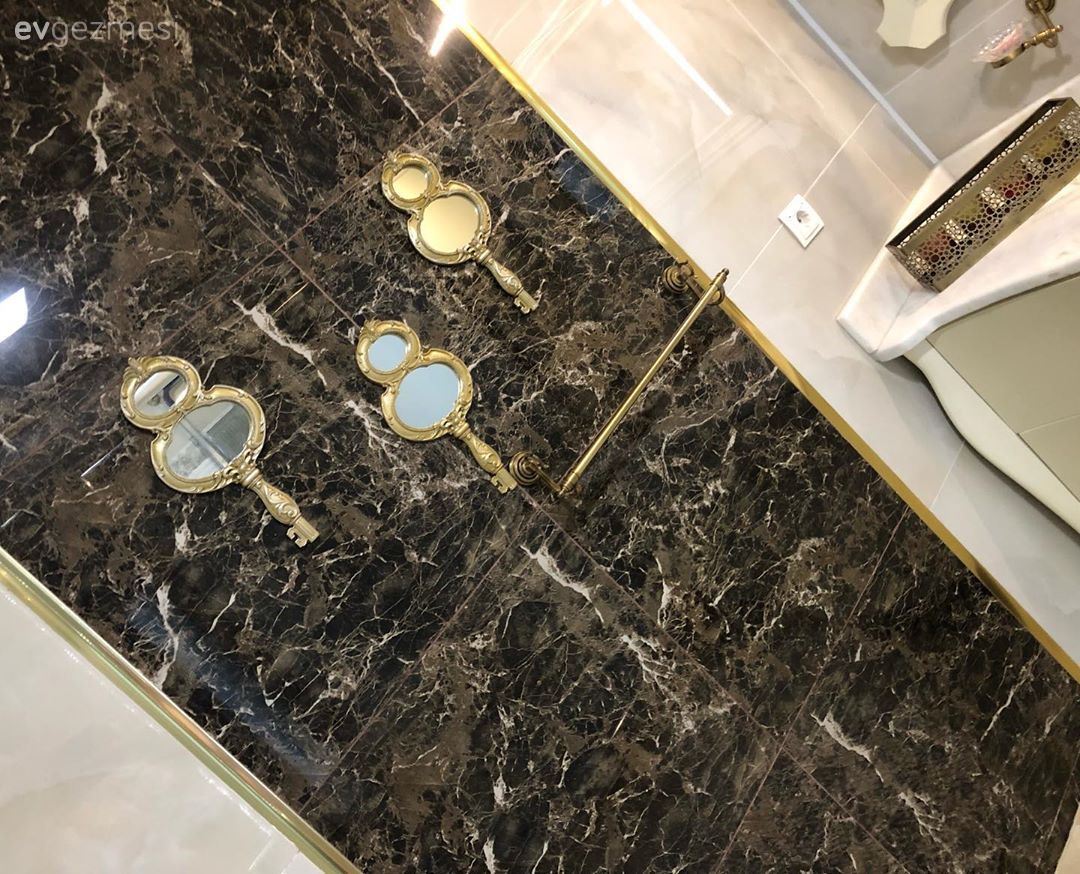 Banyo, Banyo dolabı, Krem, Kahverengi, Banyo seramikleri, Banyo aynası, Dekoratif ayna, Ayna, Duvar dekorasyonu