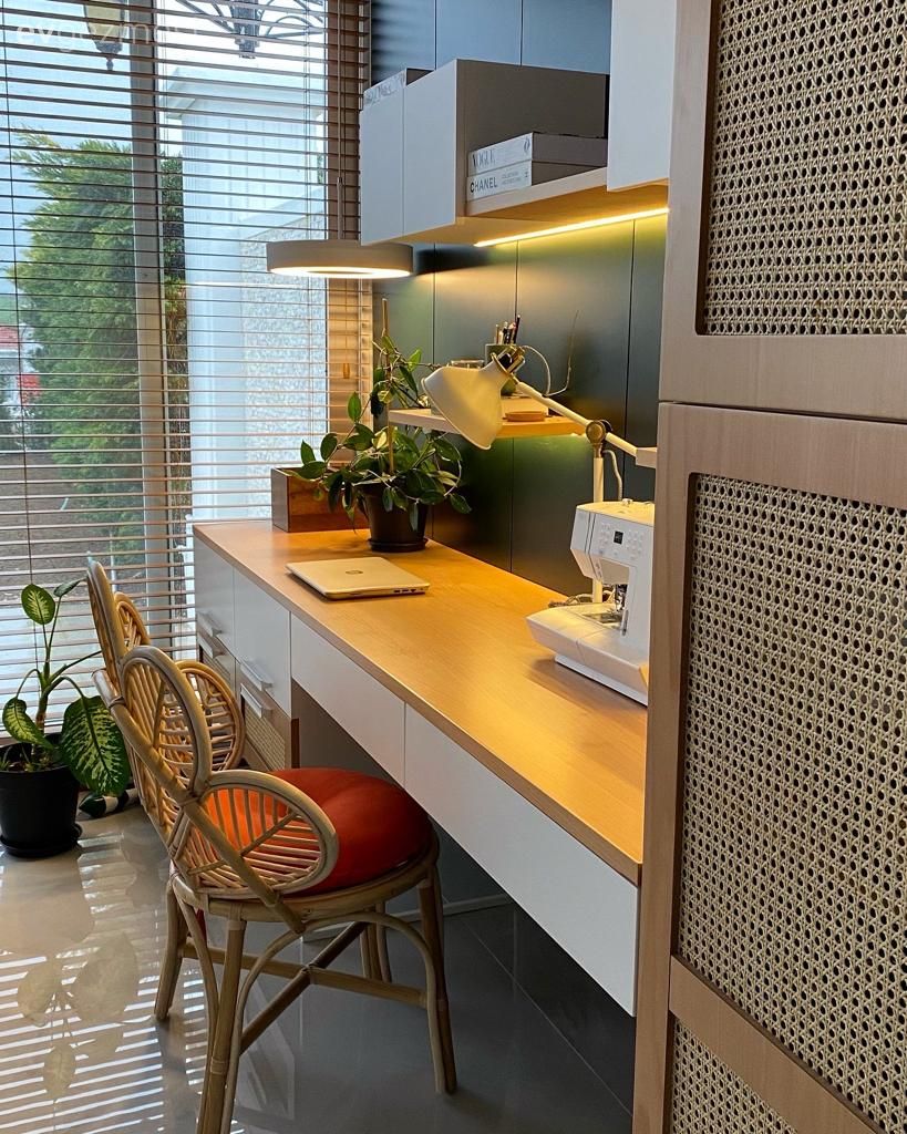 Bu Dubleks Evde Özel Yapım Tasarımlar Dekorun Albenisi Arttırmış