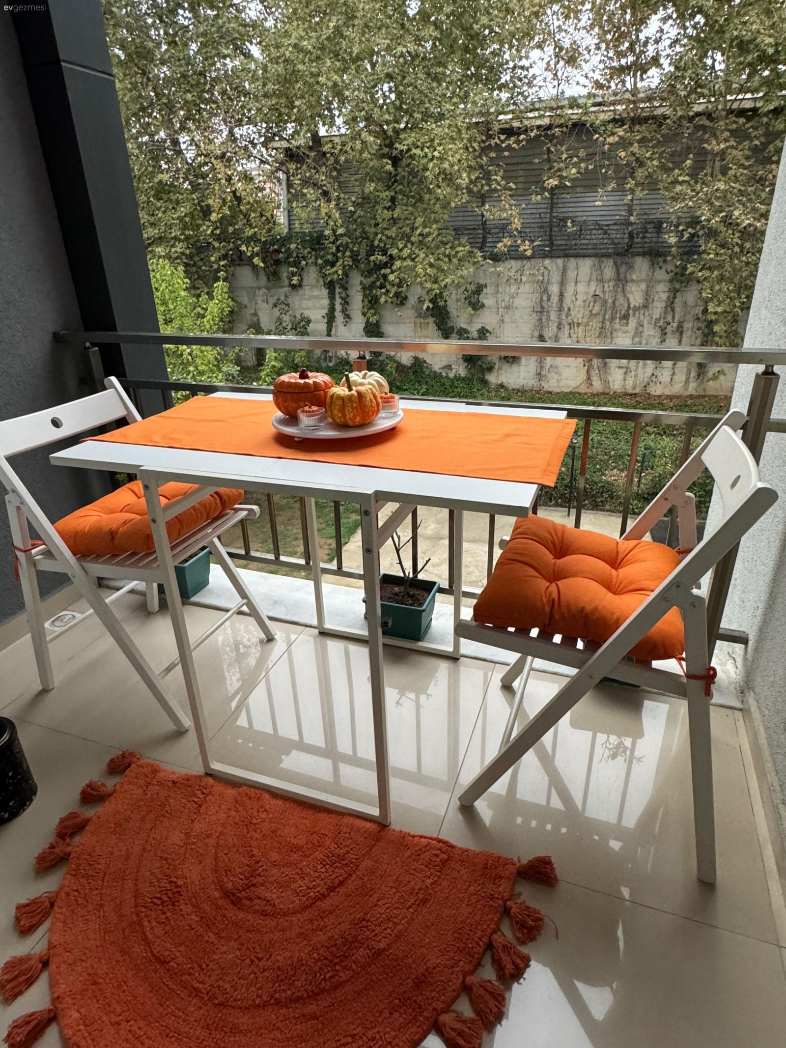 Balkon, Turuncu, Beyaz, Sandalye, Balkon masası