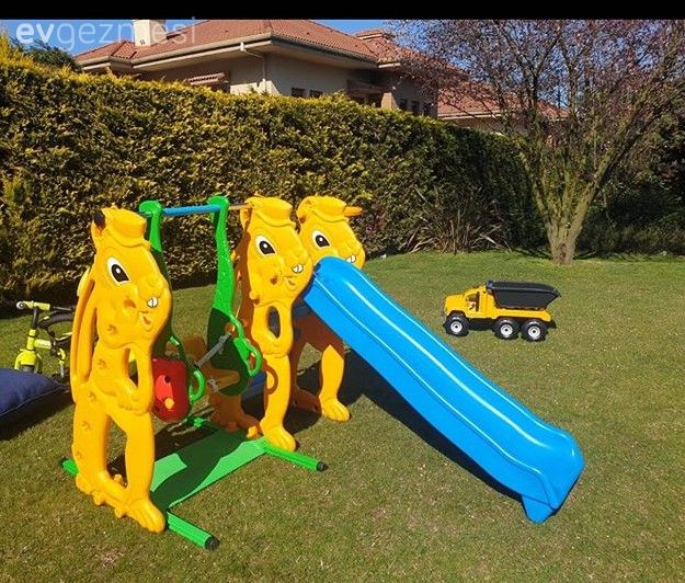 Müstakil Evdeki Huzurlu Yaşam Evin Dekorasyonuna Da Yansımış!