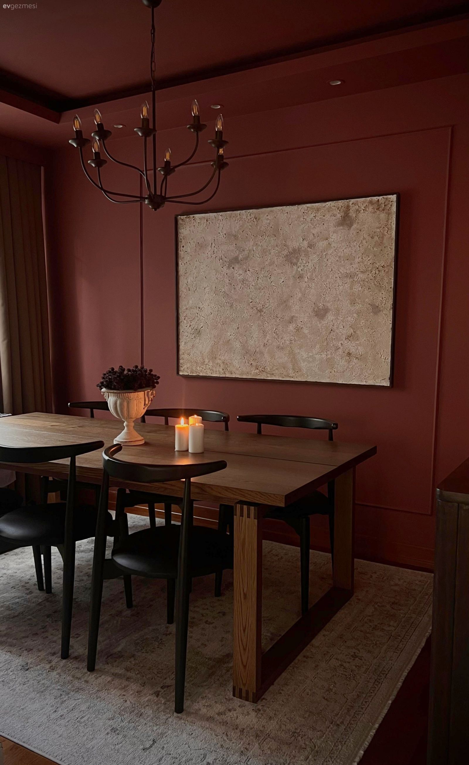 Bu Evde Zamansızlık ve Nostalji Arasında Mükemmel Denge Kurulmuş