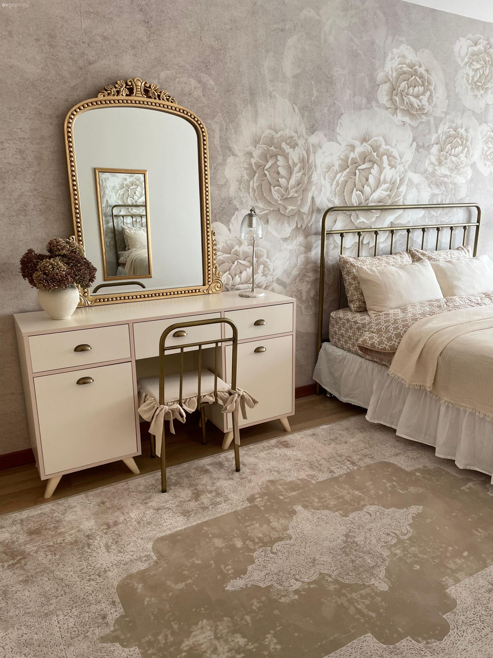 Öncesi&Sonrası: Country Stile Adım Atmış Bir Yatak Odası