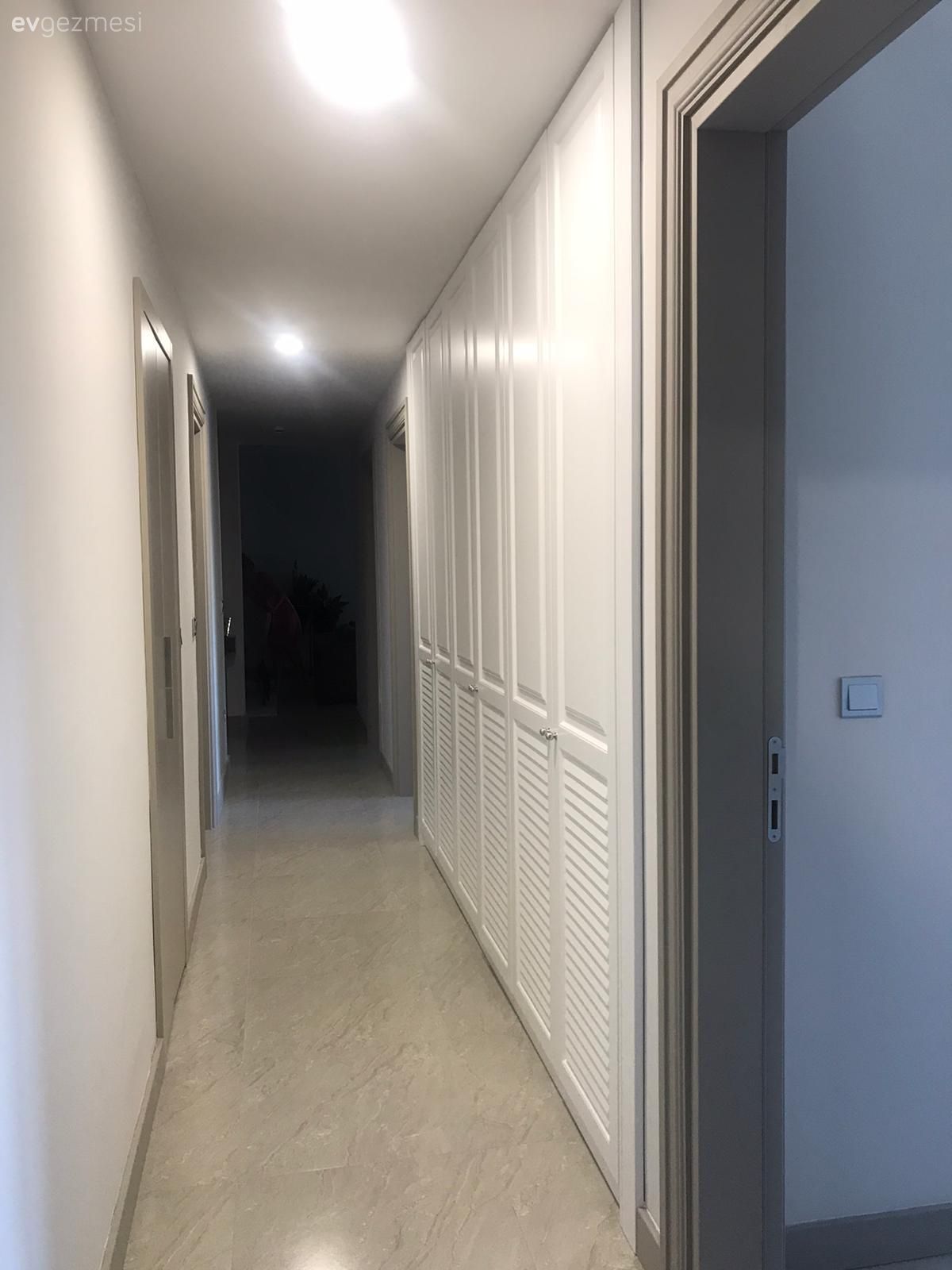 Hol, Vestiyer, Beyaz