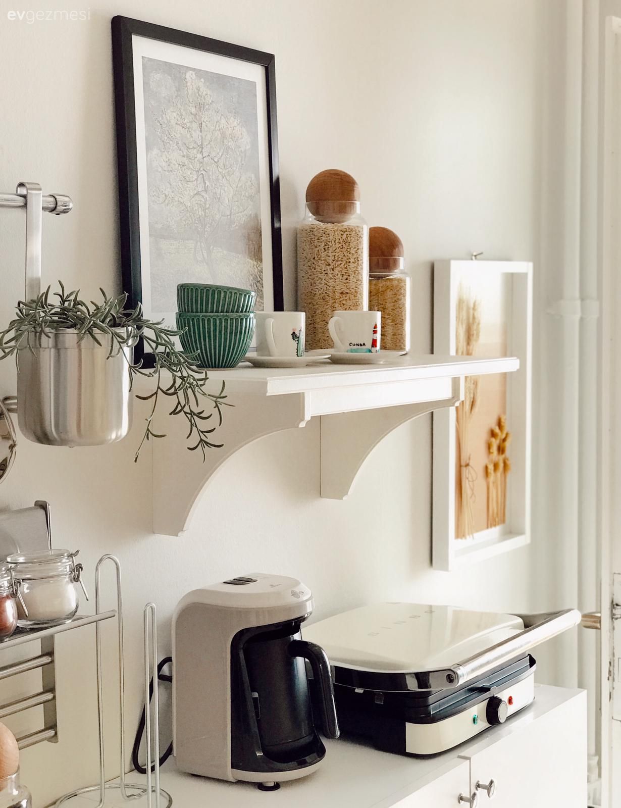 Ev Gezmesi: Dekorasyonla Profesyonel Olarak İlgilenen Yeni Gelinin Evi!