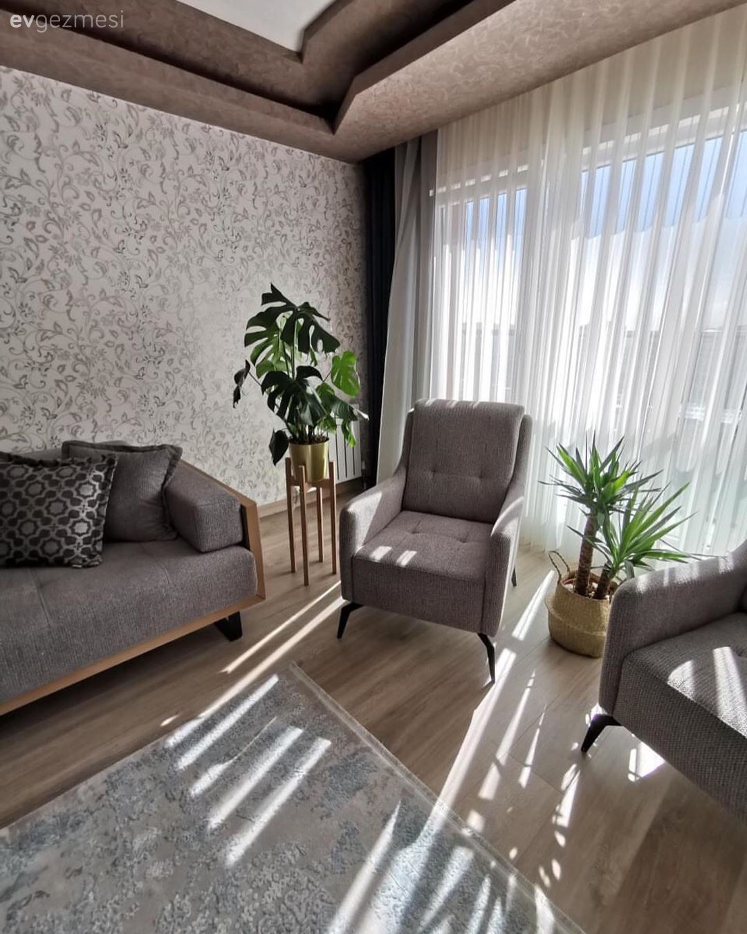 Bu Natürel Dekorda Bitkiler Mekanın Asıl Sahibi!