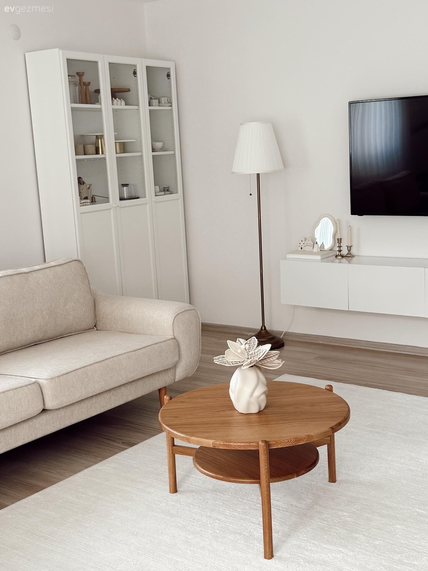 Bu İzmir Dekorunda Sadelik Net Şekilde Benimsenmiş