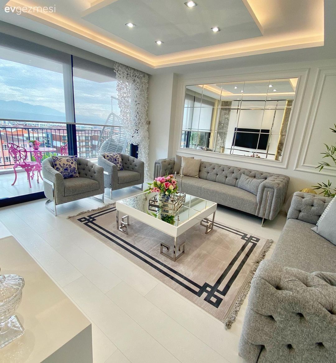 2021 Yılından Ev Gezmeleri: Yılın En Sevilen Salonları!