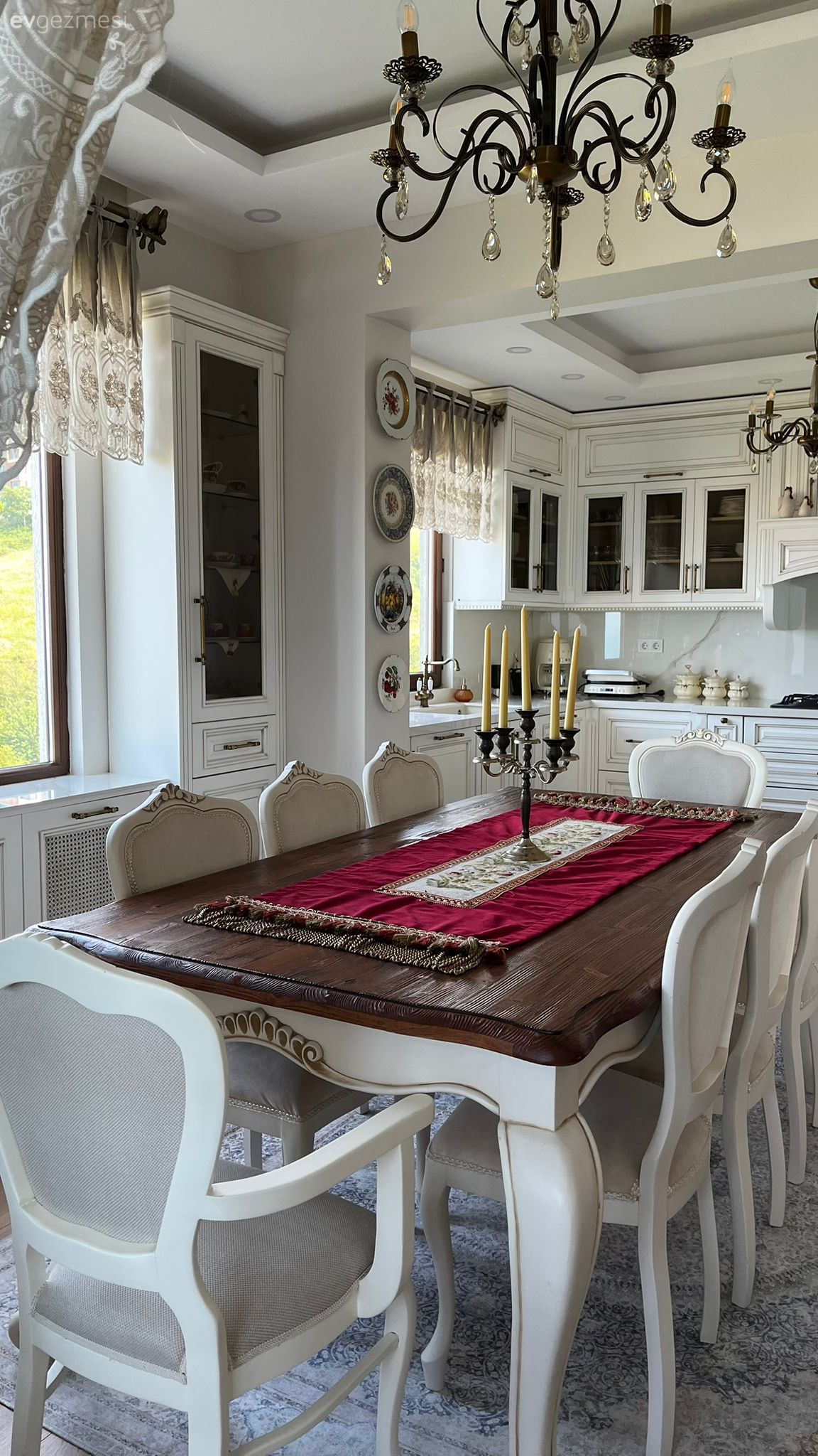 Bu Trabzon Mutfağının Masasında Samimiyet ve Nahiflik Var