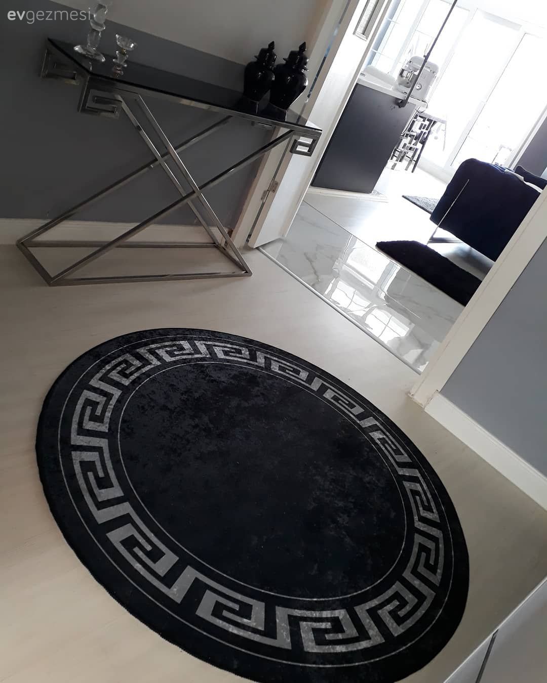 Bu Sofistike Evde Kullanışlılık Şıklığa Engel Değil