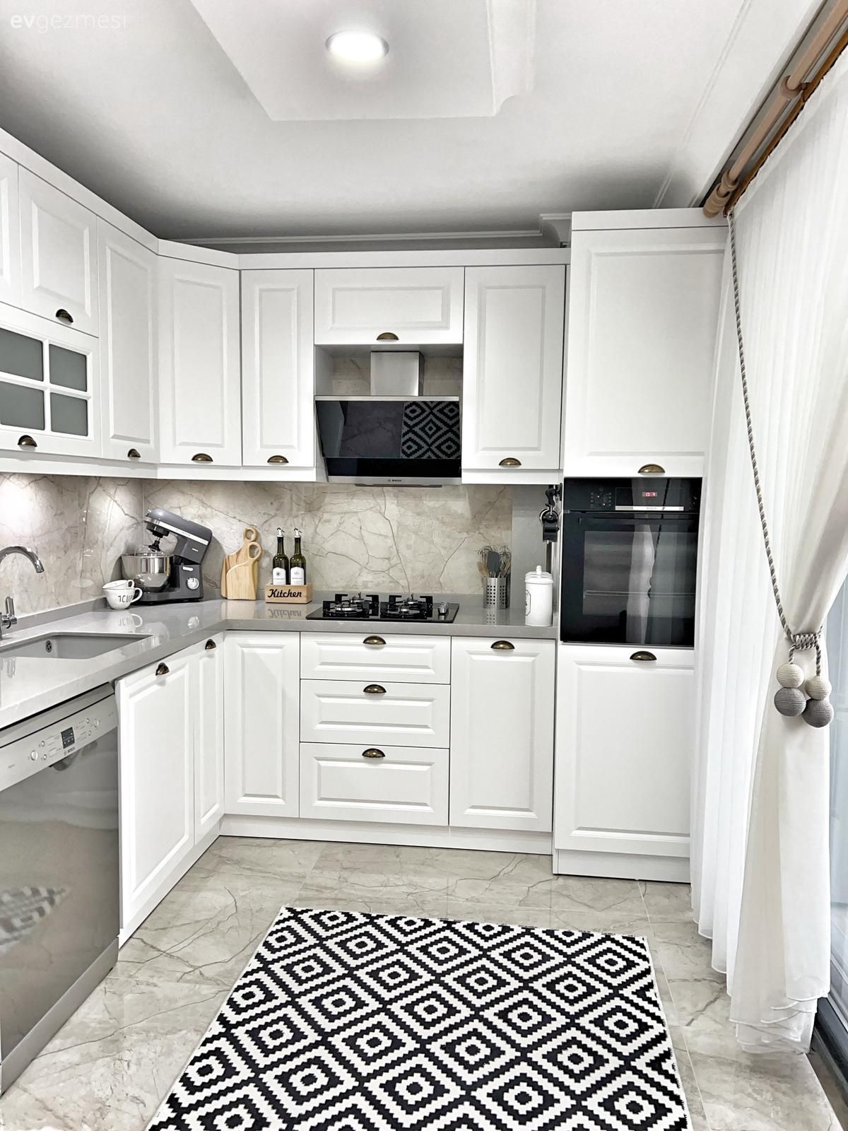 Bursa'daki Bu Evde Her Oda Keyifli Haliyle Diğerini Kıskandırıyor!