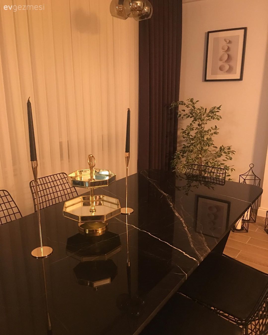 Ev Gezmesi: Sıcacık ve Konforlu Bir Balıkesir Evi