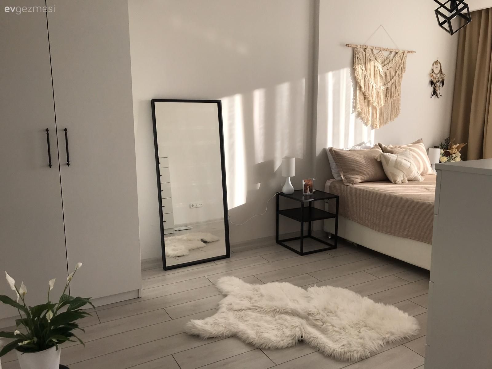 Anıları Yaşatmayı Seven Bu Evde Abartıya Yer Yok!