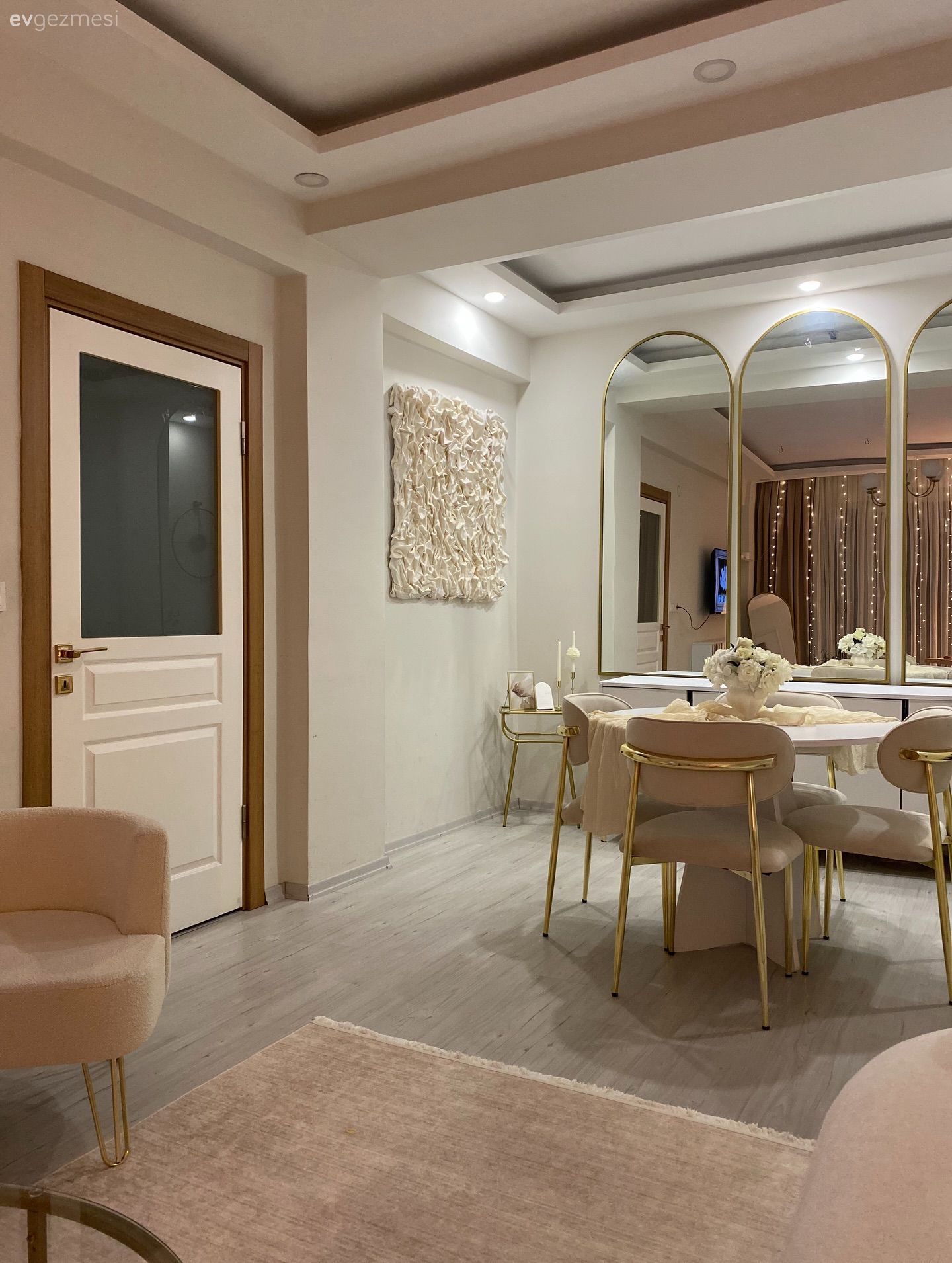 Bu Çanakkale Evinde Işıltı ve Samimiyet Dozu Tam Kıvamında