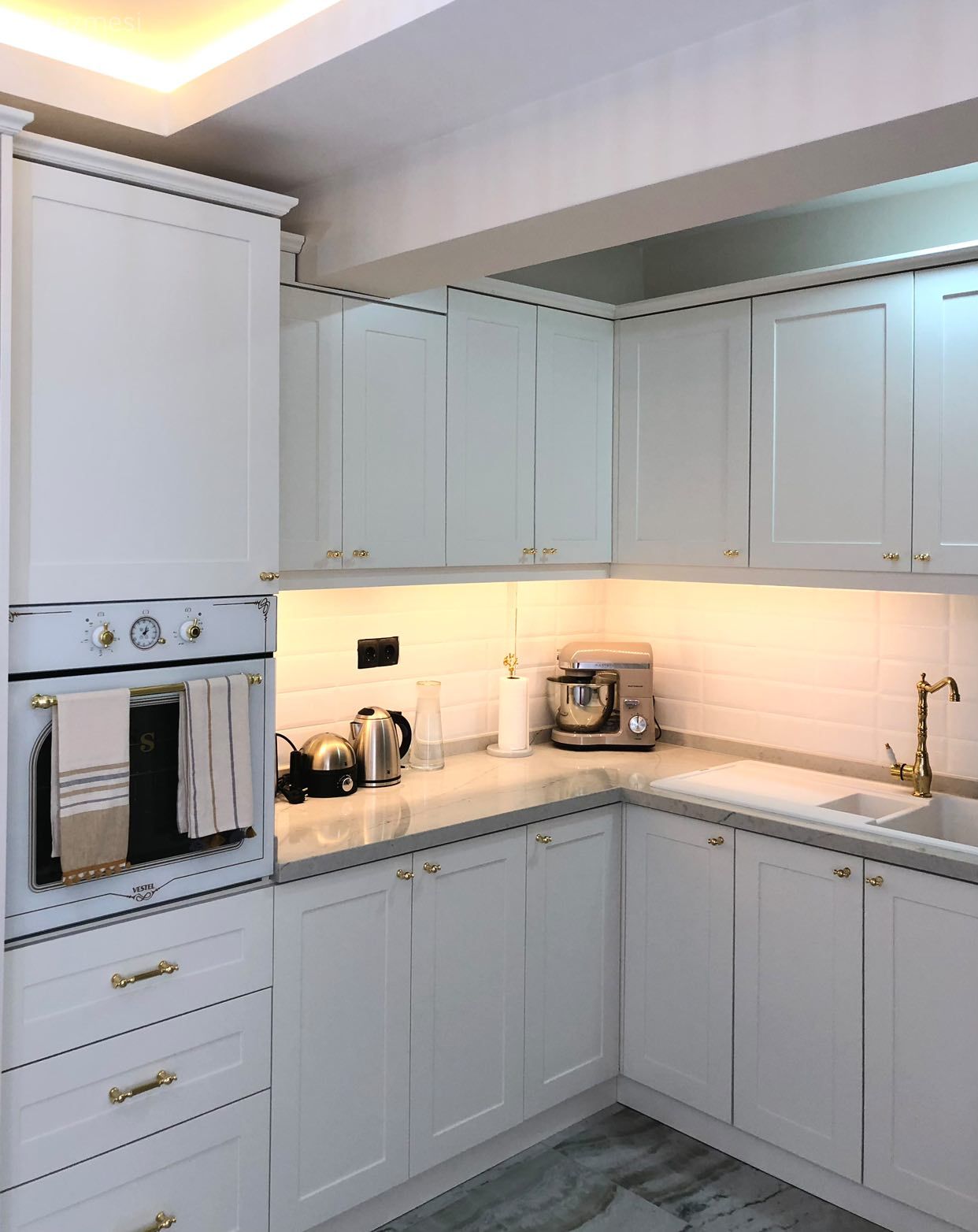 Bu Kocaeli Evinde Küçük Alanlar Açık Renklerle Ferahlatılmış!