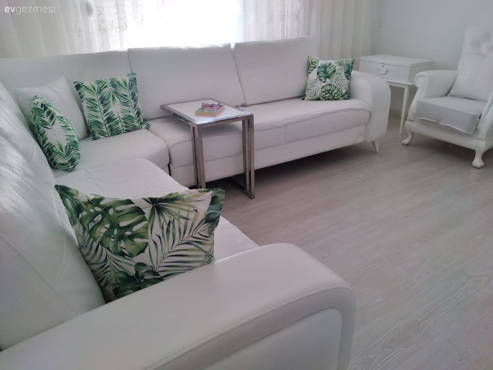 Oturma Odası, Beyaz, Yeşil, Köşe koltuk, Koltuk takımı, Berjer, Parke