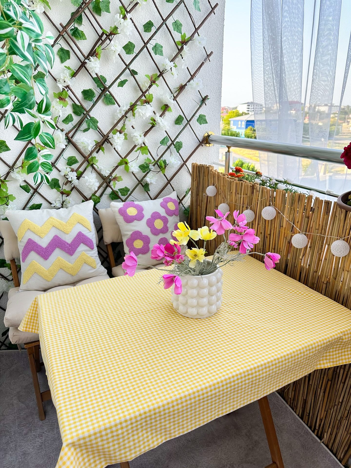 Sunumlarla Arası İyi Olan Bu Ev İçin Mutfak Zarif Bir Üretim Alanı