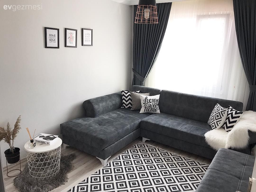 Oturma Odası, Antrasit  , Beyaz, Köşe koltuk, Koltuk takımı, Fon perde, Perde, Tül perde, Halı, Salon halısı, Çerçeve, Metal ayaklı sehpa, Sehpa, Kırlent, Ev tekstili, Avize, Aydınlatma