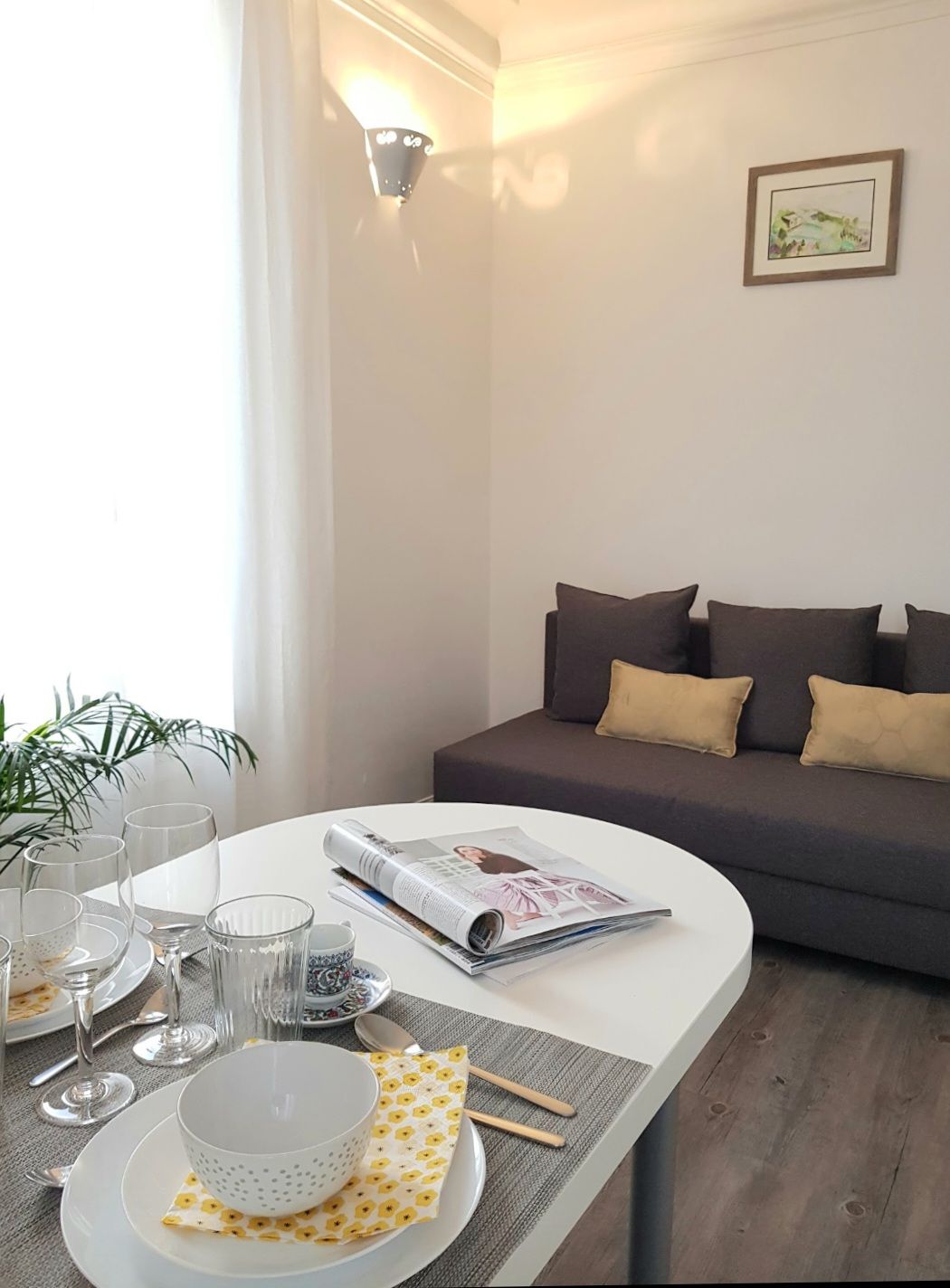 17 Metrekarelik Bu Dairenin İçinde Giyinme Odası Bile Var!