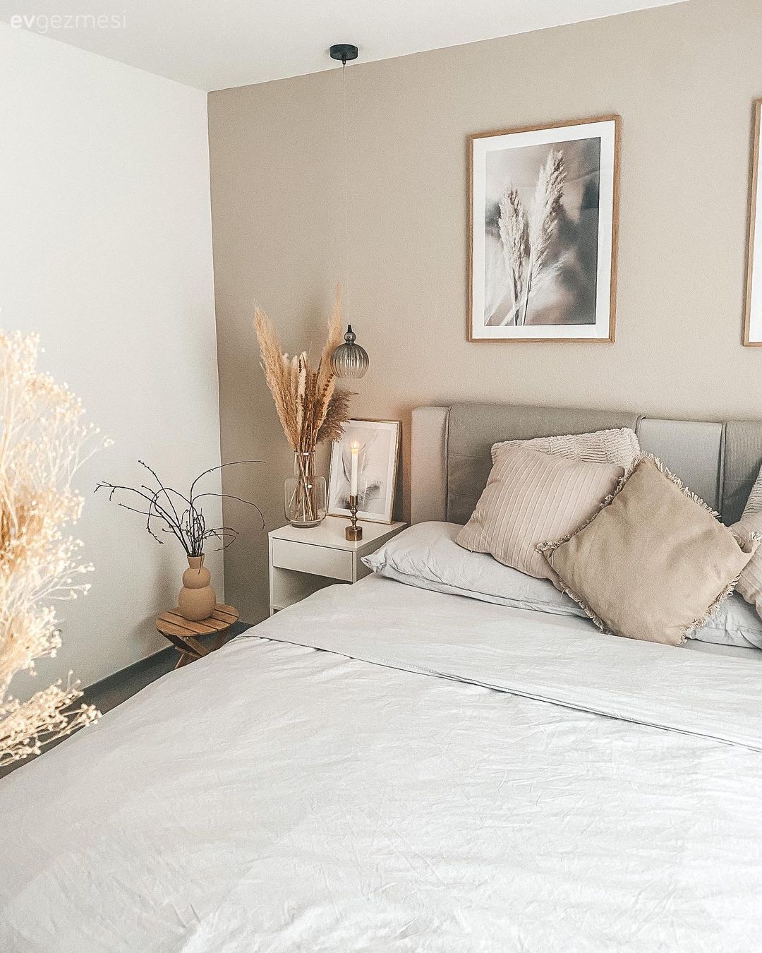 Açık Renklere Sırtını Dayayan Bu Ev Ferahlığın Net Örneği