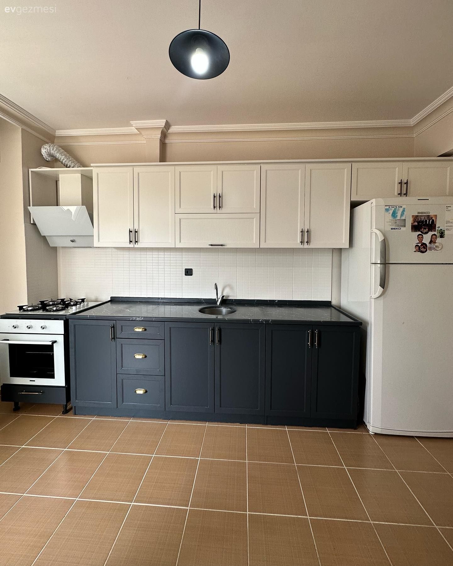 Öncesi&Sonrası: Bilindik Kahve-Krem Mutfak Sonrasında Daha Modern!