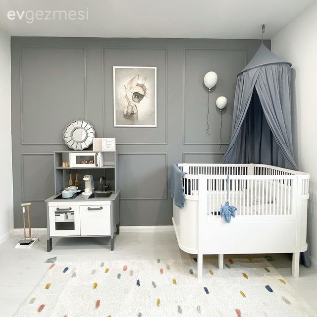 Mavi, Bebek odası, Çocuk Odası, Beşik, Cibinlik, Beyaz, Duvar çıtalama, Gri, Mini mutfak, Gri duvar