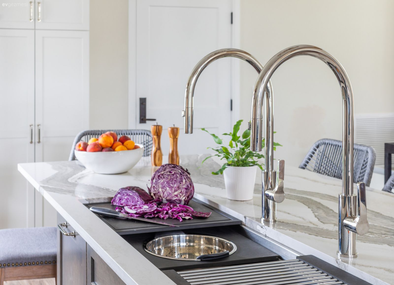 Mutfağınız Nasıl Daha Zengin Görünür? Önemli 6 Nokta