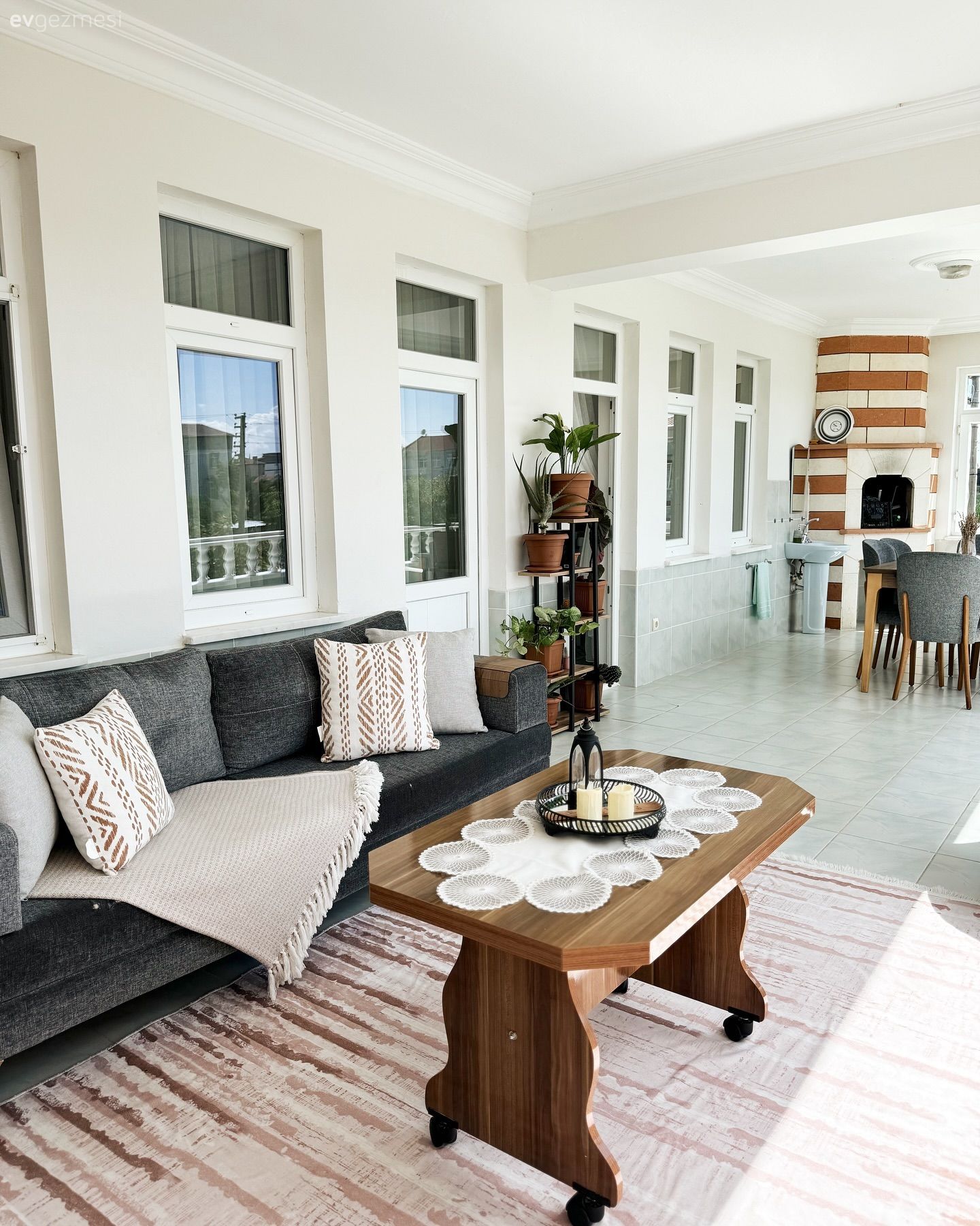 Alüminyum Doğrama Mı PVC Mi? Fiyatlar ve Modeller