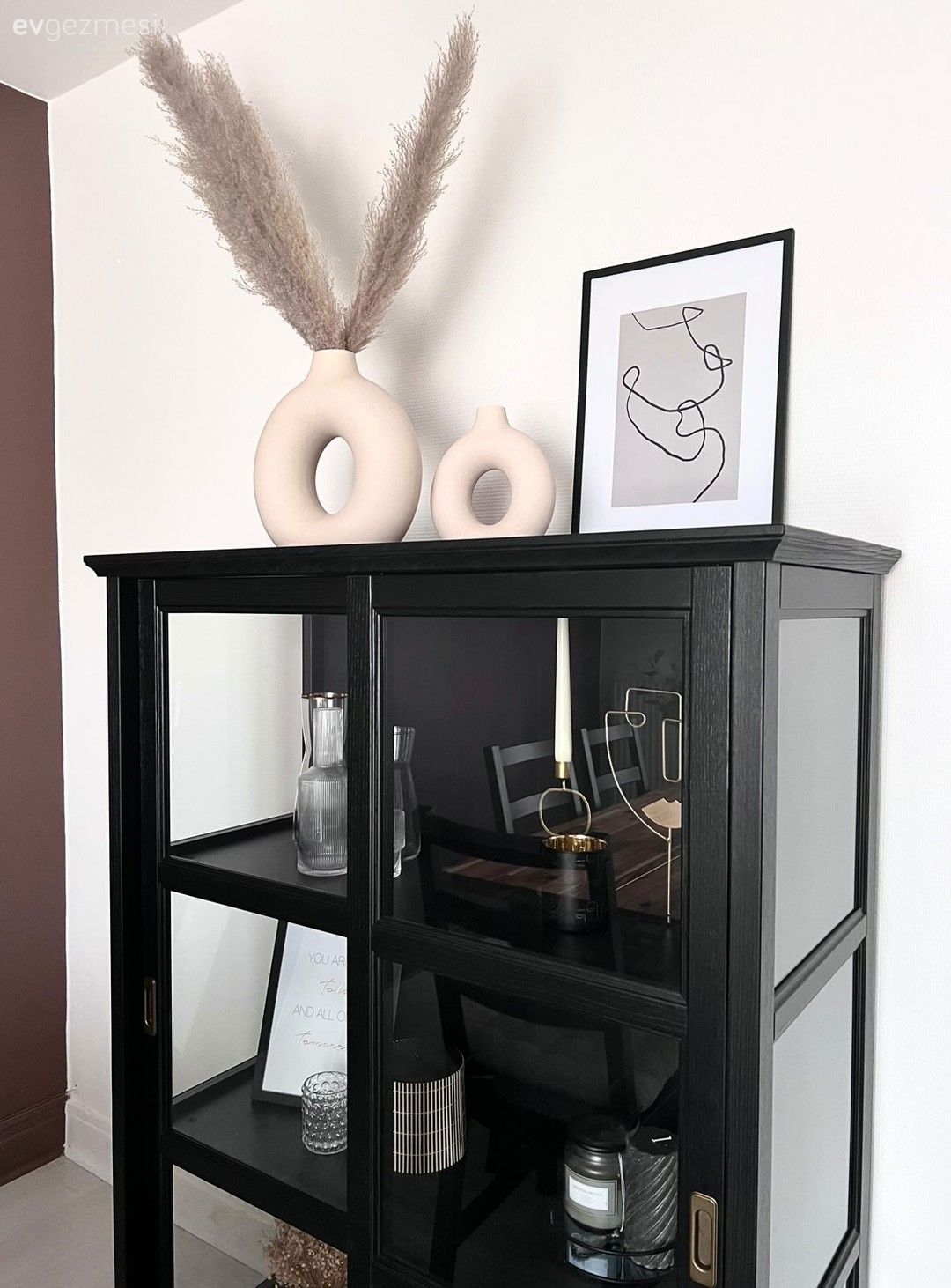 Kahverengi duvar rengi, Beyaz, Siyah, Dekoratif Objeler, Vazo, Ev Aksesuar, Çerçeve