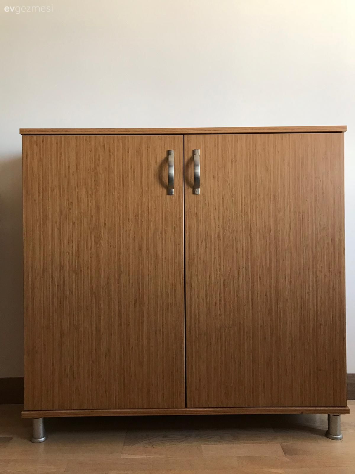 Bu Mimar Evi Minimalizmi ve Renkleri Ortak Paydada Buluşturmuş