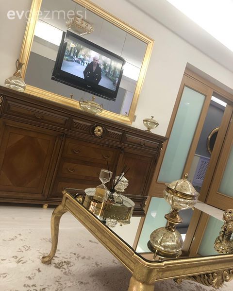 Konsol, Konsol üzeri dekoratif objeleri, Ayna, Altın, Dekoratif Objeler
