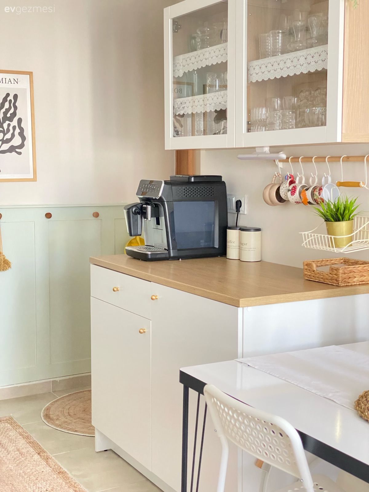 Bu İstanbul Evi Samimi Ortam İsteyenlere Birçok Örnek Sunuyor!