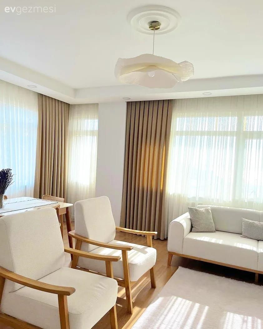 Yeni Yeni Dizilmeye Başlanan Bu Evde Rota Sadeliğe Doğru!