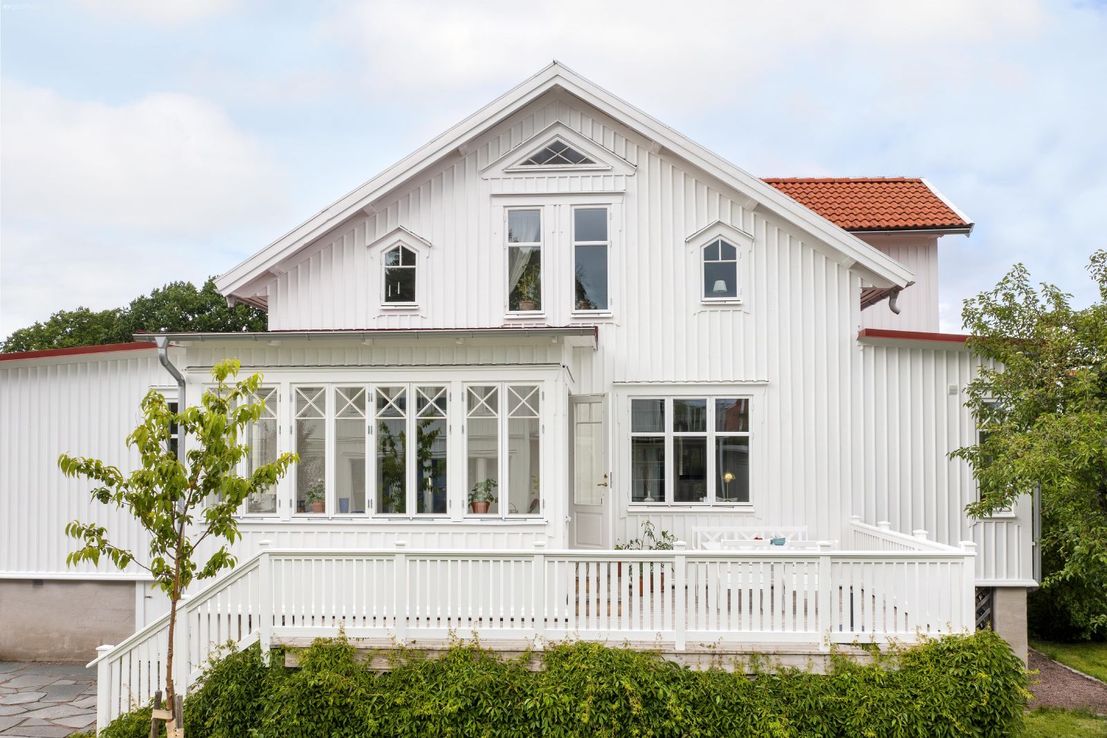 Masal Alemine Davet Eden 167 M2'lik Beyaz Villa