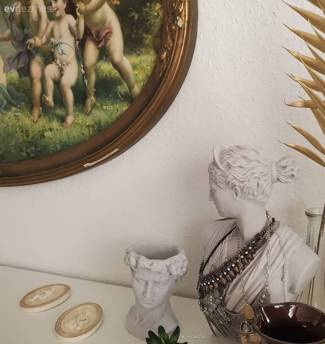 Şifonyer, Yatak Odası, Tablo, Duvar dekorasyonu, Dekoratif Objeler, Altın