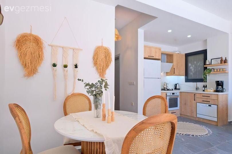 Ahşap Mobilya, Sandalye, Yemek masası, Duvar dekorasyonu, Ahşap mutfak, Mutfak, Dekoratif Objeler