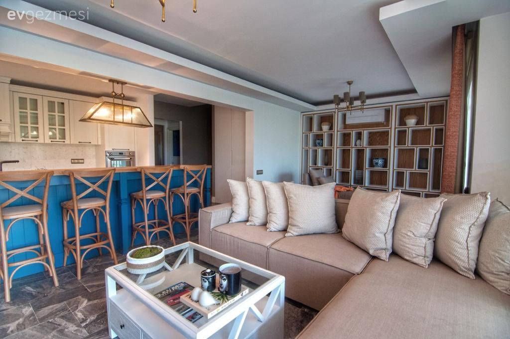 Mutfak, Beyaz, Modern, Bej, Mavi, Ahşap Mobilya, Köşe koltuk, Koltuk takımı, Orta sehpa, Sehpa, Ada mutfak, Halı, Vitrin, Dekoratif Objeler, Kırlent, Ev tekstili, Avize, Aydınlatma, Salon avizesi