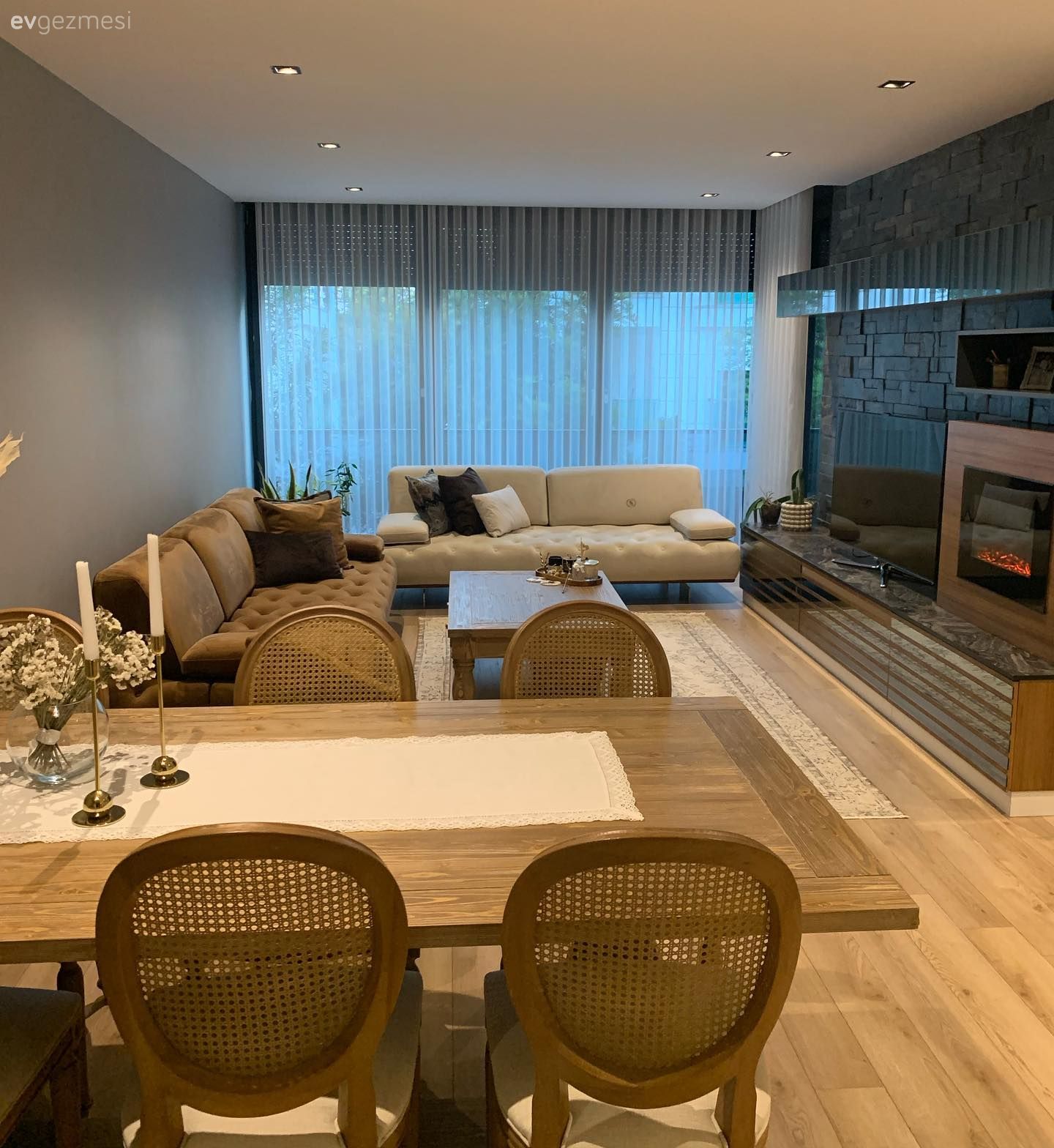 Bu Antalya Evi Modern Stili Country Eşliğinde Seviyor!