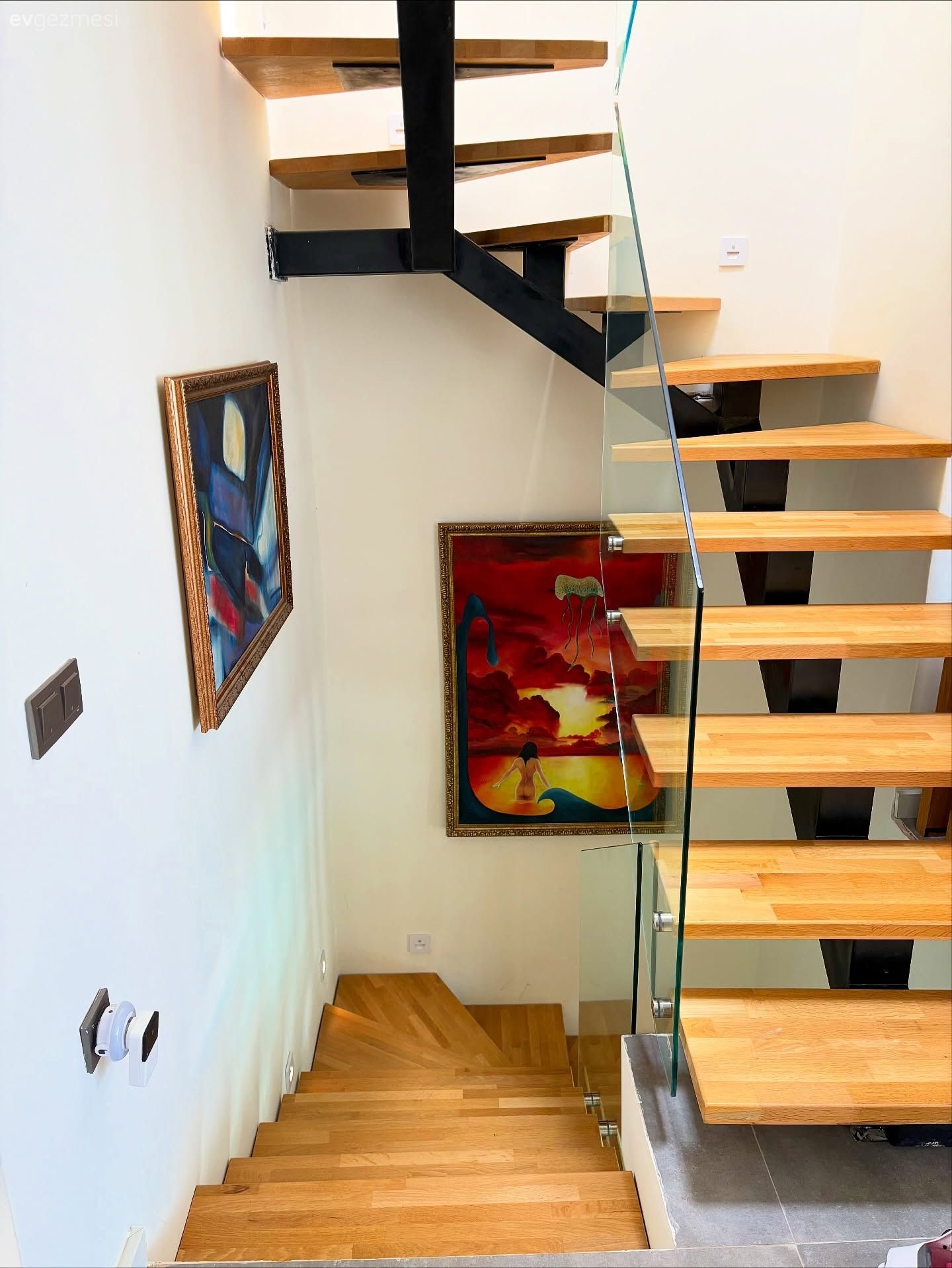 Dubleks evler, Merdiven, Tablo, Duvar dekorasyonu