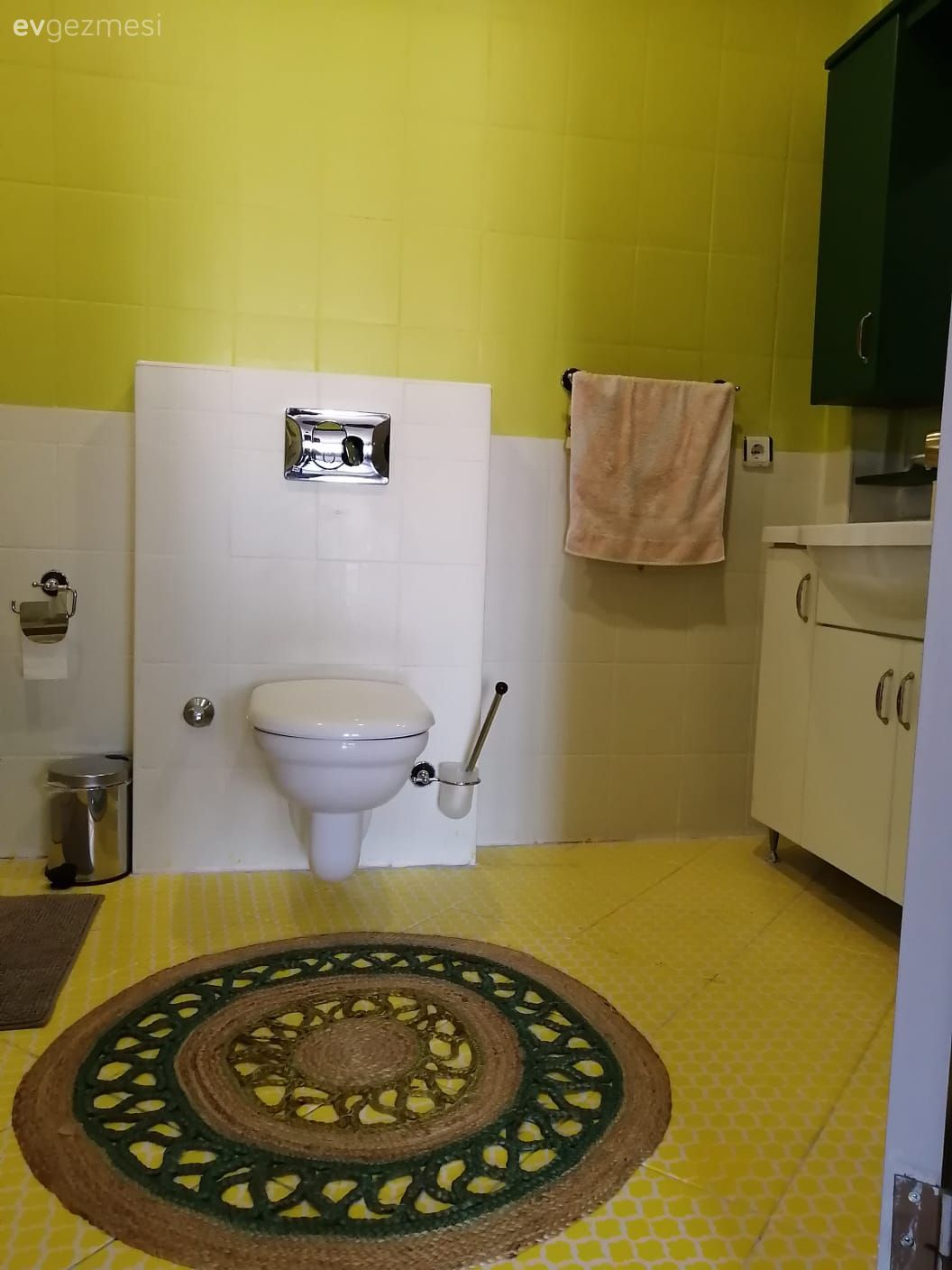Banyo, Yeşil, Beyaz, Sarı, Banyo dolabı, Banyo seramikleri, Banyo paspası